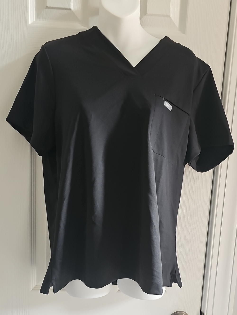 Figs Black V-Neck Short Sleeve Scrub Top